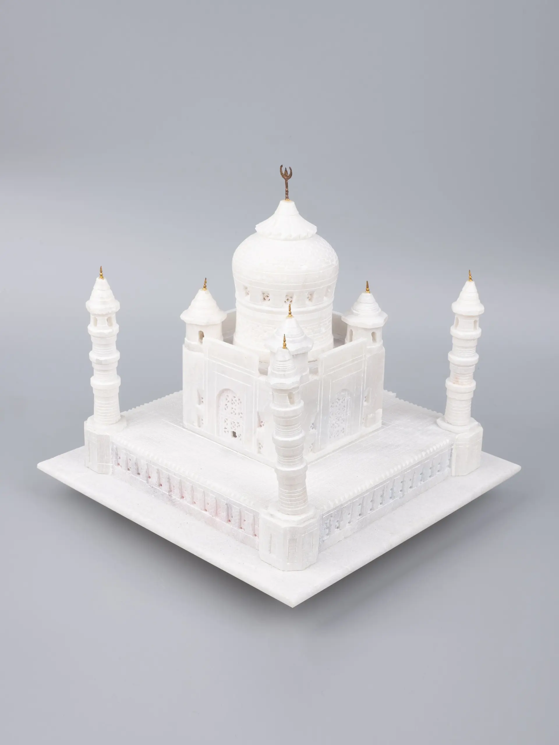 Decorative replica of Taj Mahal in white marble - Image 4