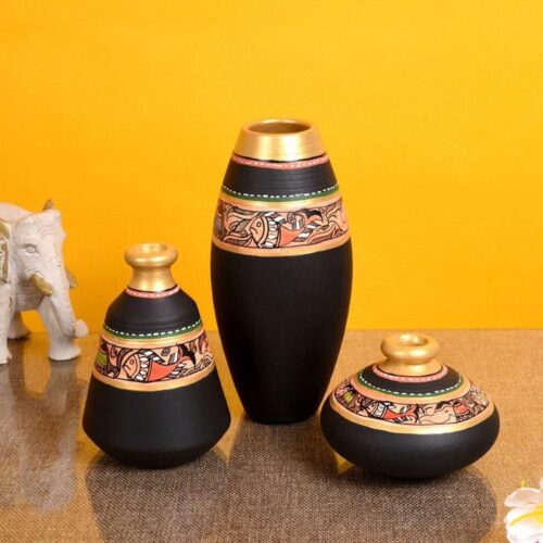 Tribal Terracotta Vase: Set Of Three
