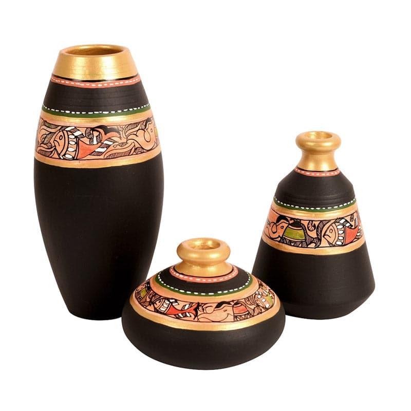 Tribal Terracotta Vase: Set Of Three - Image 2